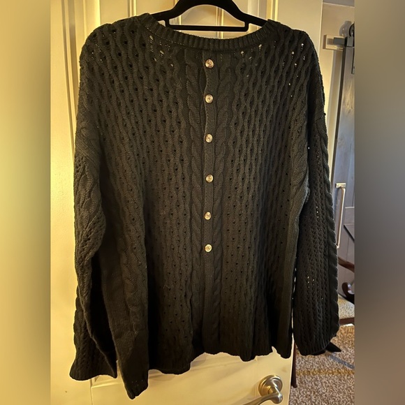 Lauren Hansen Black Cable Knit with Button Back Detail, size. XL - Picture 3 of 3